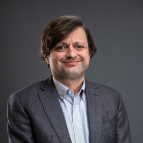 <p><span style="font-weight: 400;">Jaroslav Duroň<br />
</span><span style="font-weight: 400;">partner<br />
</span><span style="font-weight: 400;"><strong>Tel:</strong> +420 603 43 23 23<br />
</span><span style="font-weight: 400;"><strong>Email:</strong> <a href="mailto:Jaroslav.Duron@knktr.cz">Jaroslav.Duron@knktr.cz</a></span></p>
