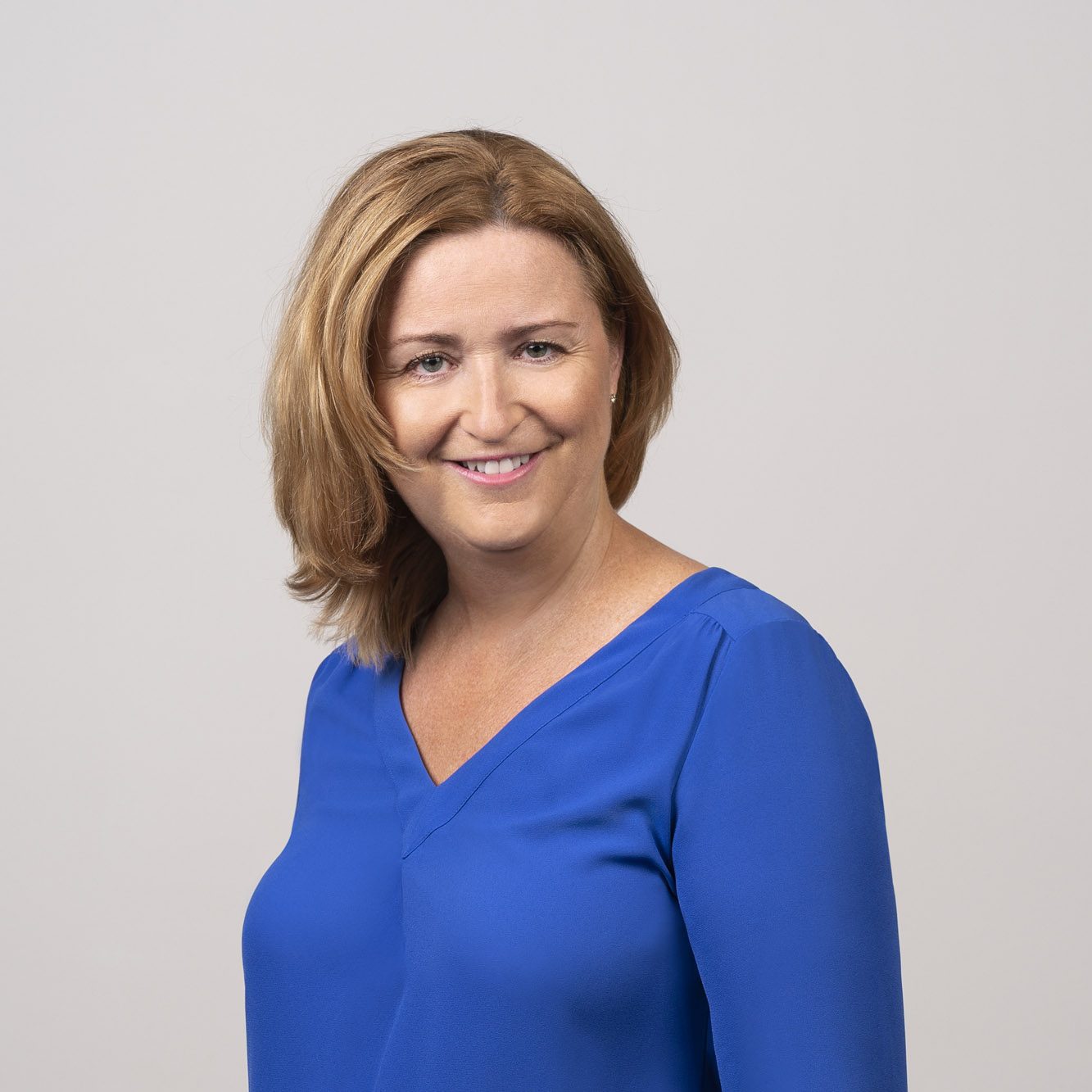 <p><span style="font-weight: 400;">Pavlína Rieselová<br />
</span><span style="font-weight: 400;">Managing partner<br />
</span><span style="font-weight: 400;"><strong>Tel:</strong> +420 603 154 583<br />
</span><span style="font-weight: 400;"><strong>Email:</strong> <a href="mailto:rieselova@ewing.cz">rieselova@ewing.cz</a></span></p>
